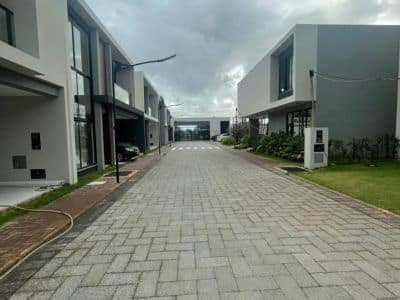 Foto de destaque - Casa 4 Suítes Condomínio Le Jardin -Thatiane-Ribeiro-Corretora-de-imoveis-whatssap-71983804225