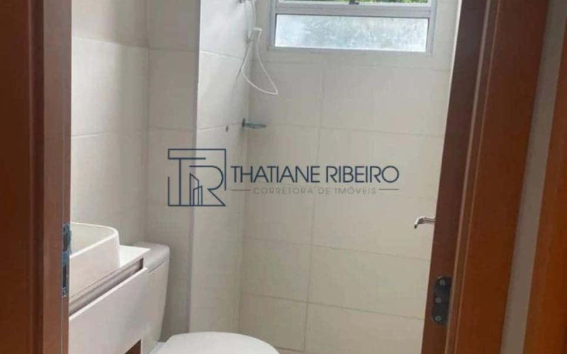 Apt 2 quartos cond ibiza Thatiane Ribeiro corretora de imóveis whats app 71983804225