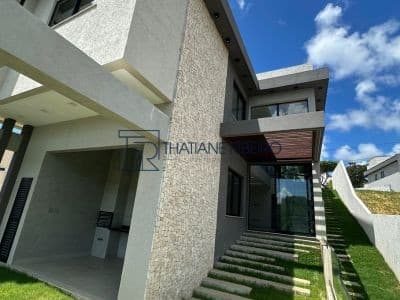Casa 3 suítes no Alphaville Litoral Norte - Foto Destaque - (400 x 300 px) - Thatiane Ribeiro Corretora de Imóveis Whats (71) 98380-4225
