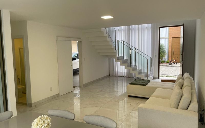 Casa 4 quartos 3 suítes á venda no Cond Jaguar Thatiane Ribeiro Corretora de imóveis whatssap 71983804225 1