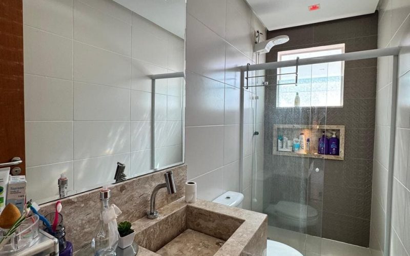 Casa 4 quartos 3 suites Foz do Joanes Thatiane Ribeiro whatssap 71983804225