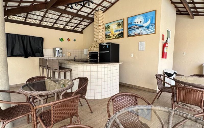 Casa 4 quartos 3 suites Foz do Joanes Thatiane Ribeiro whatssap 71983804225