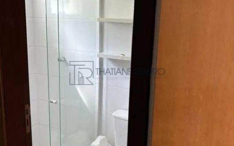 Casa 4 quartos com energia solar em conominio no Miragem Thatiane Ribeiro corretora de imóveis whassap 71 98380-4225 23