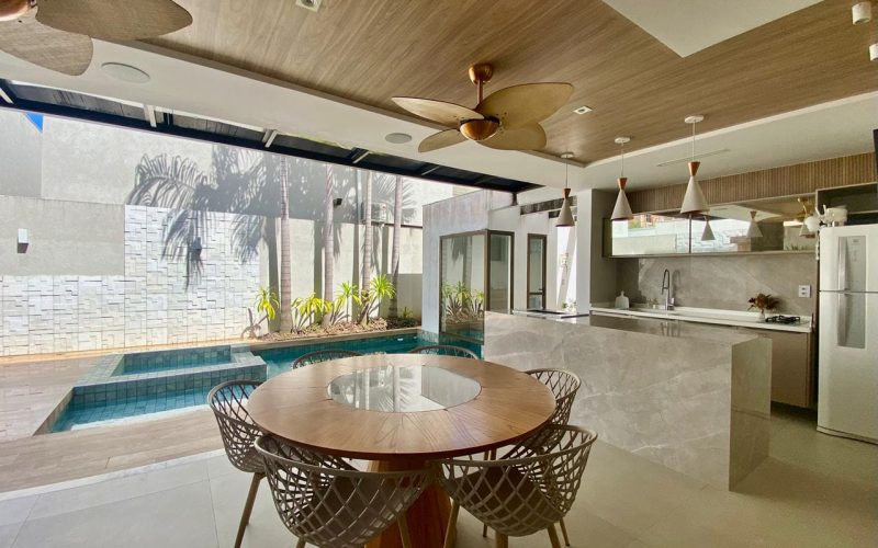 Casa 4 quartos na priscila dutra -Thatiane-Ribeiro-Corretora-de-imoveis-whatssap-71983804225