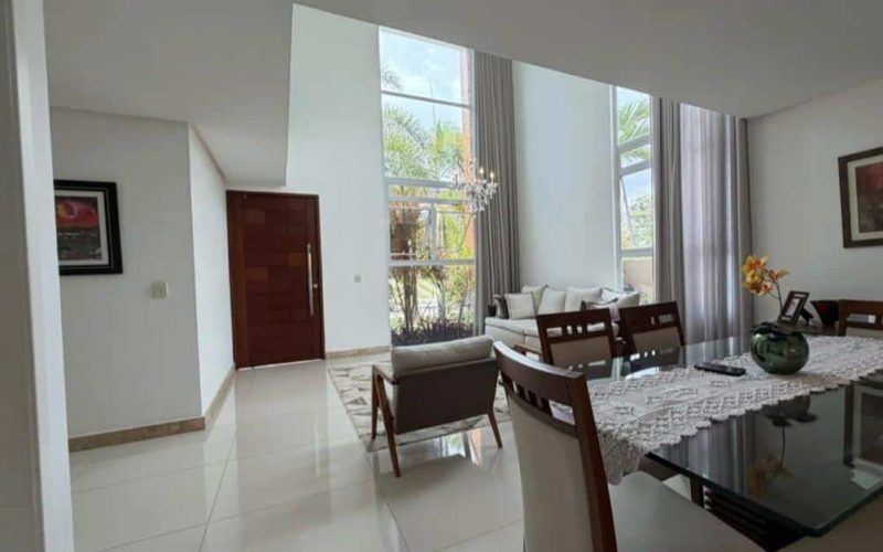 Casa 4 suites no alphaville norte 1 -Thatiane-Ribeiro-Corretora-de-imoveis-whatssap-71983804225