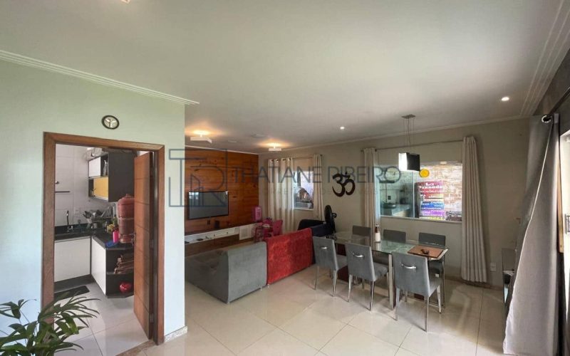 Casa à Venda 4 quartos 3 suítes em Cond. no Miragem 12