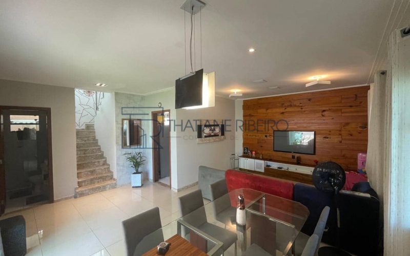 Casa à Venda 4 quartos 3 suítes em Cond. no Miragem 13