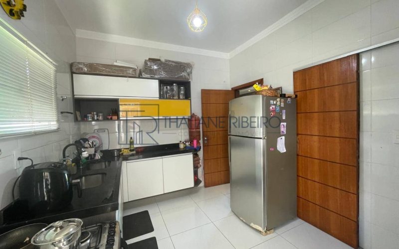 Casa à Venda 4 quartos 3 suítes em Cond. no Miragem 17