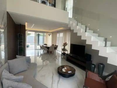 Casa-alphaville-Litoral-norte - Foto Destaque - (400 x 300 px) - Thatiane Ribeiro Corretora de Imóveis Whats (71) 98380-4225