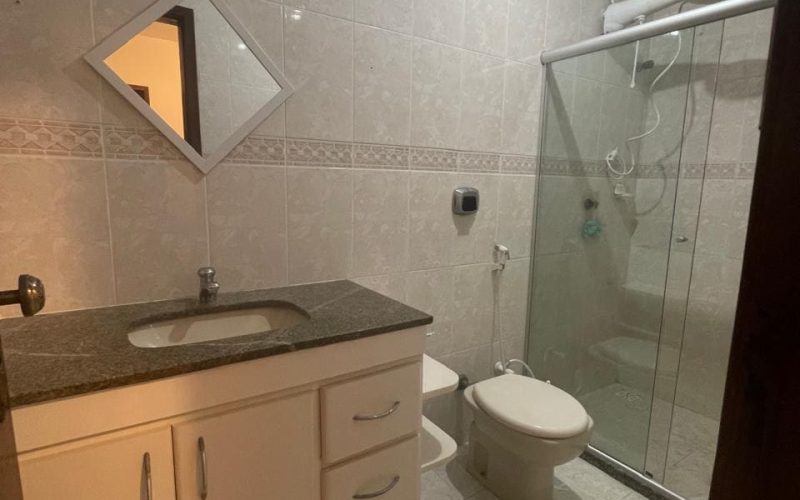 Casa duplex 6 quartos com extensão em subsolo a venda em vilas do atlantico -Thatiane-Ribeiro-Corretora-de-imoveis-whatssap-71983804225