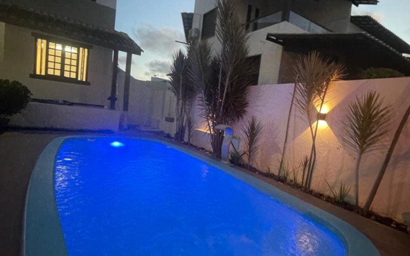 Casa duplex 6 quartos com extensão em subsolo a venda em vilas do atlantico -Thatiane-Ribeiro-Corretora-de-imoveis-whatssap-71983804225