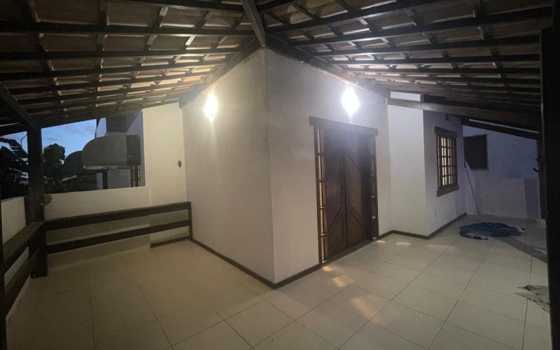 Casa duplex 6 quartos com extensão em subsolo a venda em vilas do atlantico -Thatiane-Ribeiro-Corretora-de-imoveis-whatssap-71983804225