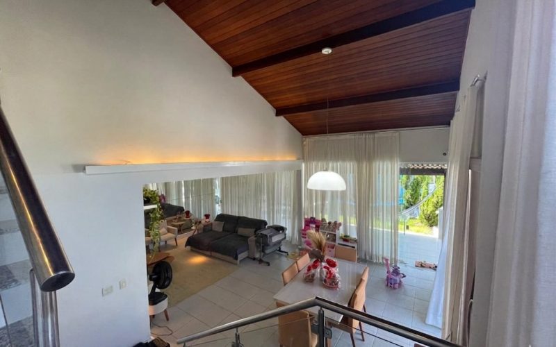 Casa-duplex-com-suíte-master-à-venda-no-Villas-do-Joanes-Thatiane-Ribeiro-Corretora-de-imoveis-whats