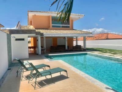 Casa para Alugar Mobiliada 4 quartos em Alameda Fechada Vilas do Atlântico - Foto Destaque - (400 x 300 px) - Thatiane Ribeiro Corretora de Imóveis Whats (71) 98380-4225