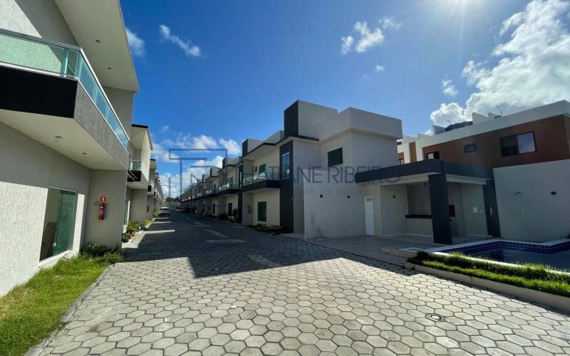 Thatiane Ribeiro Corretora de Imóveis Whats (71) 98380-4225 - Casa 4 suites cond Buraquinho12