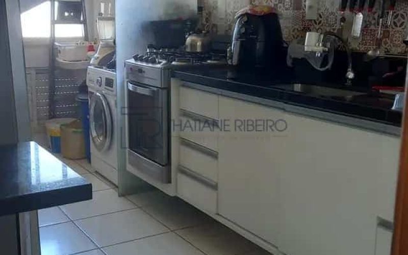 Thatiane Ribeiro Corretora de Imóveis Whats (71) 98380-4225 - Apt no Condominio especiale total residence2