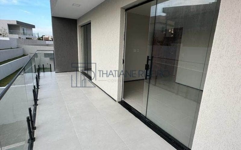 Thatiane Ribeiro Corretora de Imóveis Whats (71) 98380-4225 - Casa 3 ALPHAVILLE LITORAL NORTE 2-15
