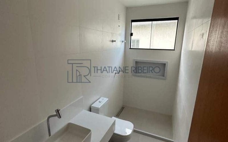 Thatiane Ribeiro Corretora de Imóveis Whats (71) 98380-4225 - Casa 3 ALPHAVILLE LITORAL NORTE 2-6