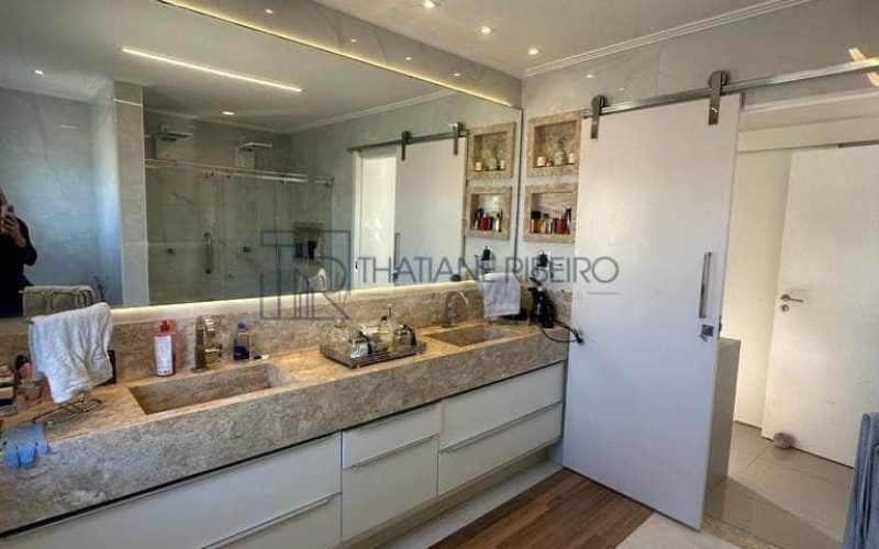 Thatiane Ribeiro Corretora de Imóveis Whats (71) 98380-4225 - Casa 4 ALPHAVILLE LITORAL NORTE 2-28
