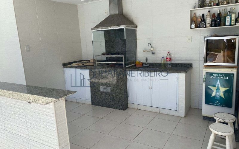 Thatiane Ribeiro Corretora de Imóveis Whats (71) 98380-4225 - Casa 4 suites na Priscila Dutra24