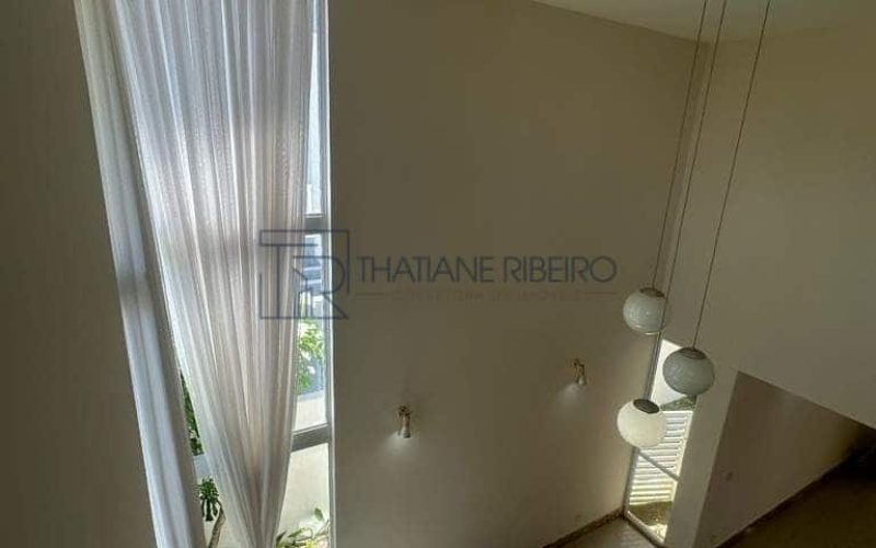 Thatiane Ribeiro Corretora de Imóveis Whats (71) 98380-4225 - Casa 5 suítes no Alphaville Litoral Norte 211